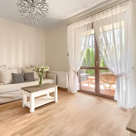Apartment Park - *